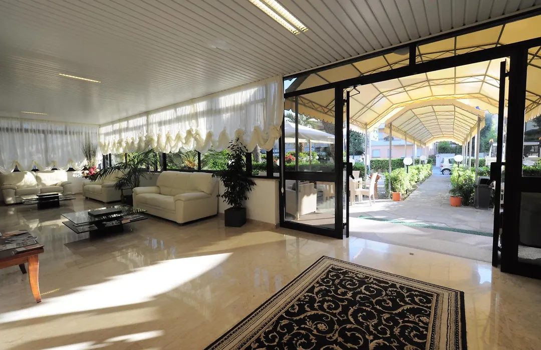 Hotel Pineta Mare-1
