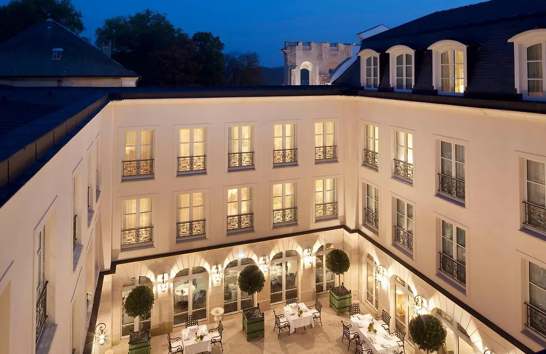 Auberge Du Jeu De Paume-1