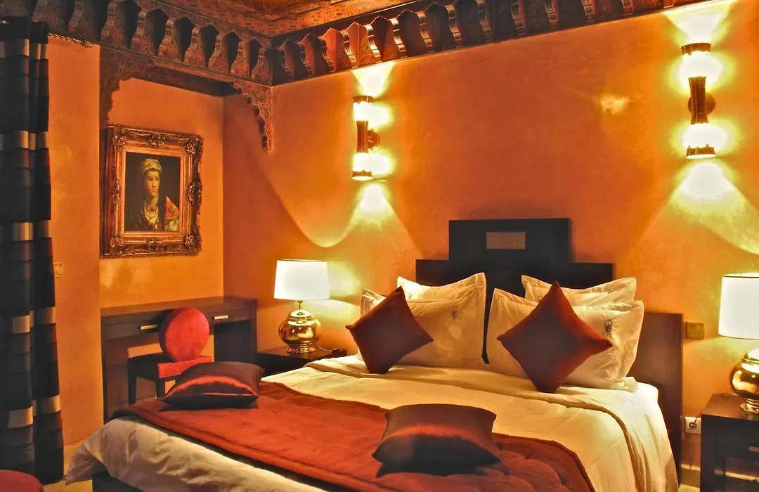 Riad Le Perroquet Bleu Suites & Spa-1