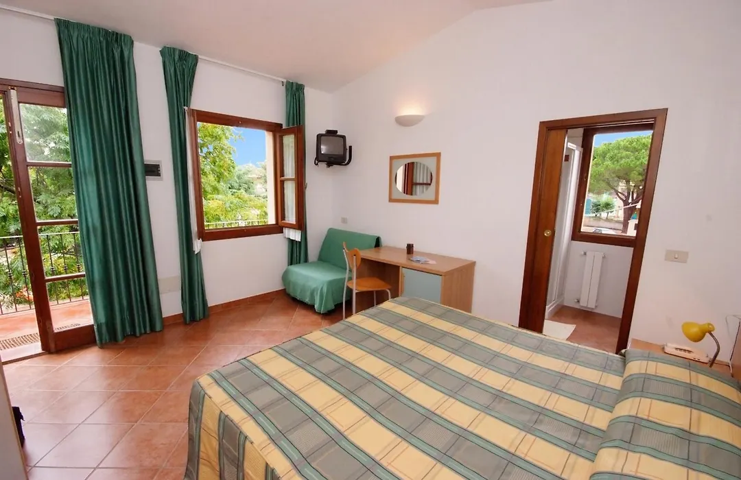 Hotel Voce del Mare-1