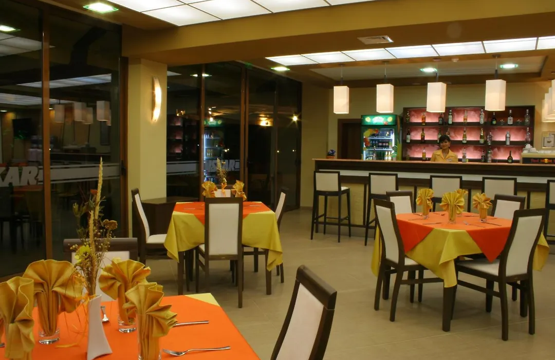 Hotel Iskar & Aquapark-1