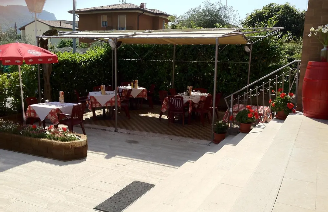 La Lanterna-1
