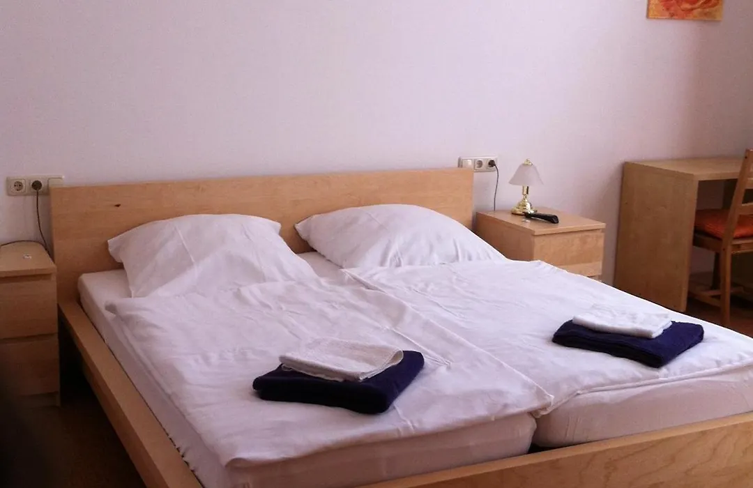 Hotel Zum Bügeleisen-1