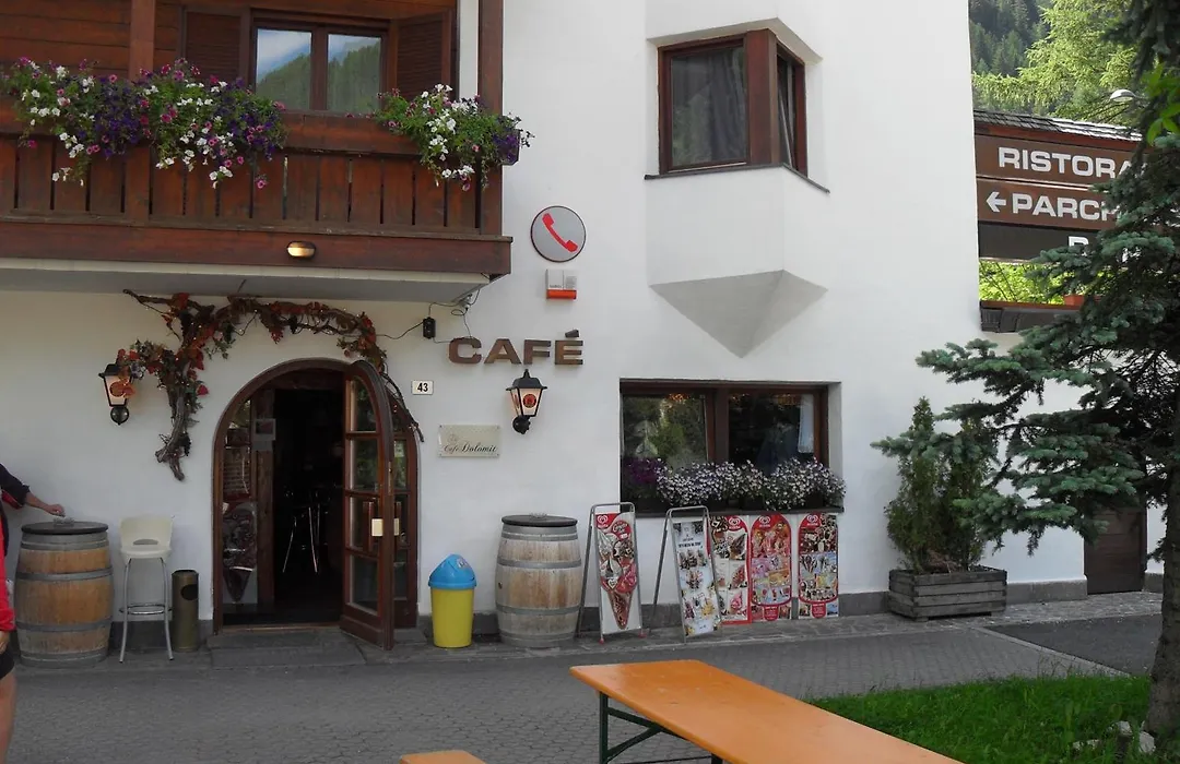 Hotel Casa Alpina - Alpin Haus-1