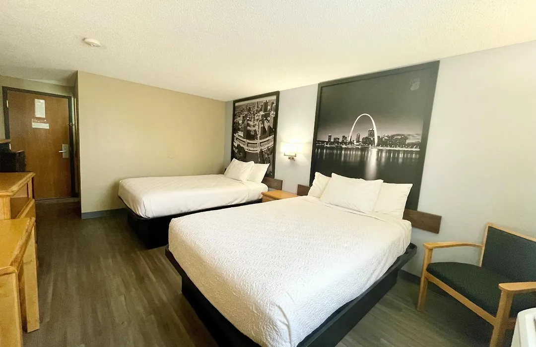 Super 8 By Wyndham St. Clair Mo-1