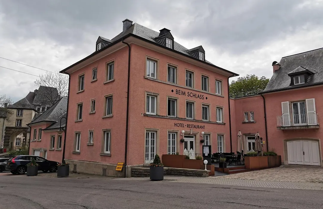 Hotel-Restaurant Beim Schlass-1