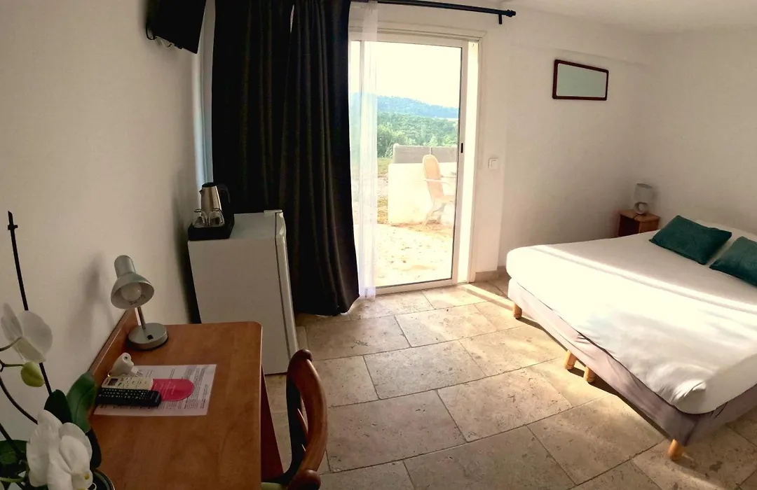 Azur Hotel-1