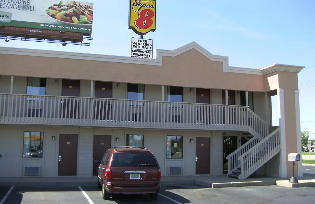 Super 8 By Wyndham Lafayette-1