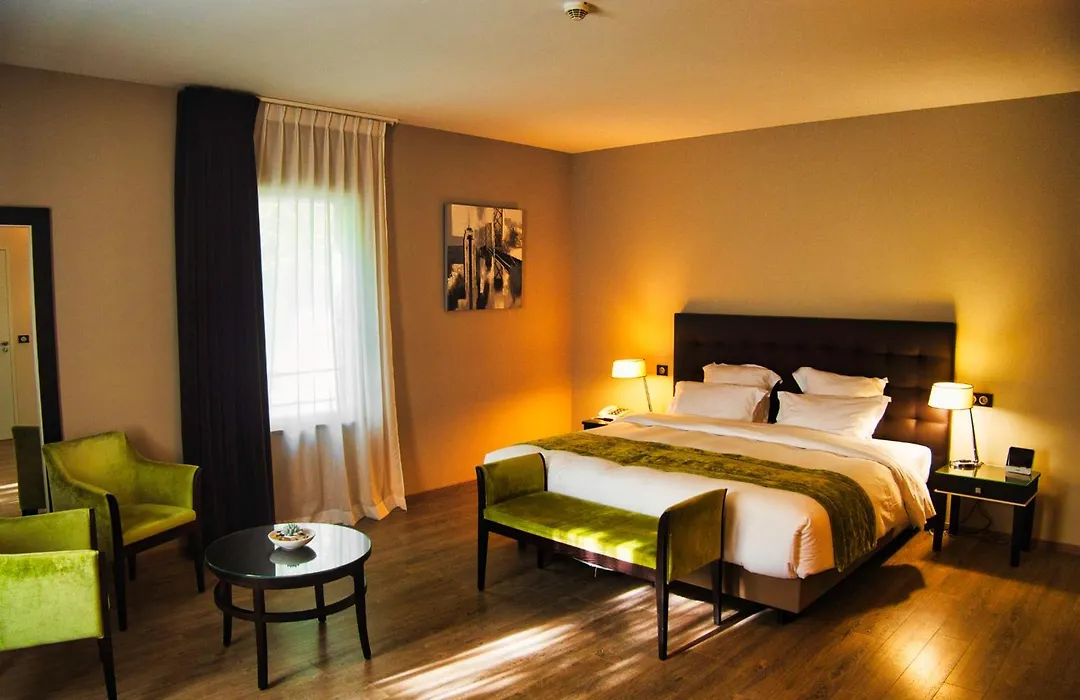 Amicitia - Hotel & Restaurant-1