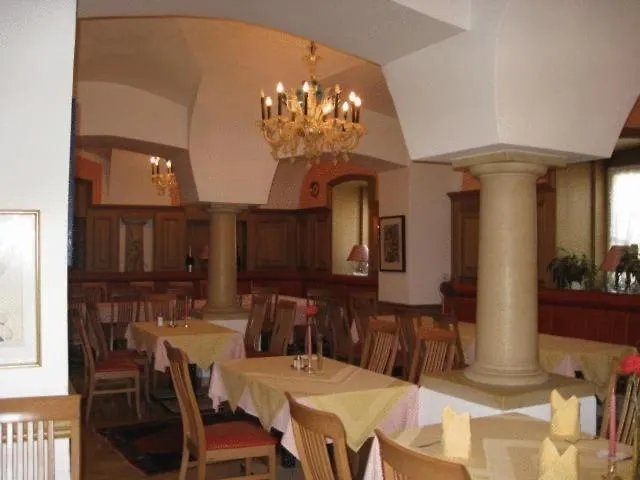 Hotel Ungarische Krone-1