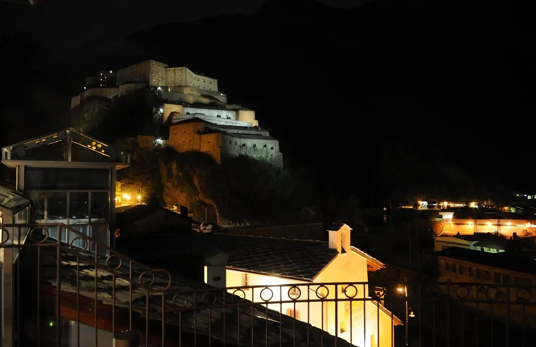 Hotel Ad Gallias-1