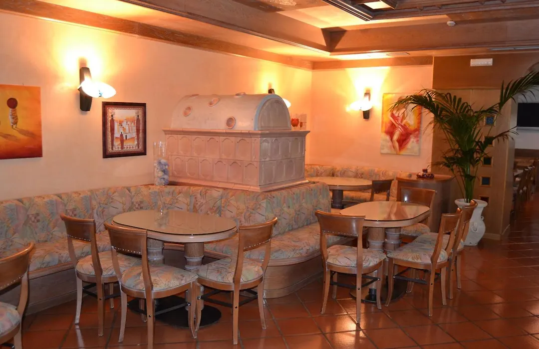 Hotel Vittoria-1