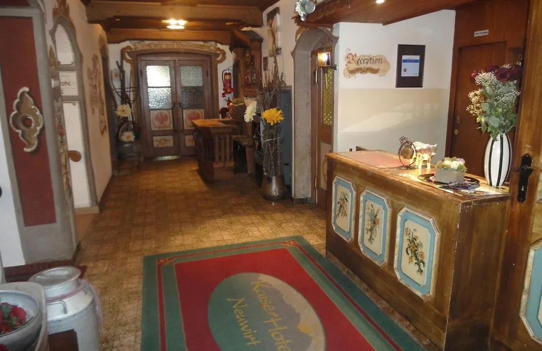 Kaiserhotel Neuwirt-1