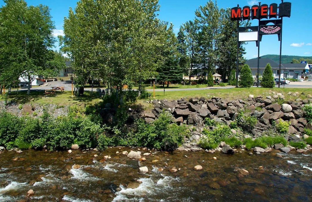 Motel Des Cascades-1