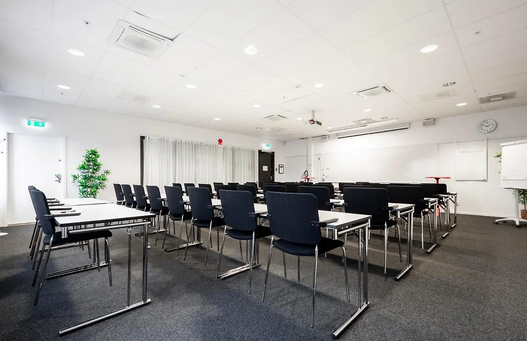 Kviberg Park Hotel & Conference-1
