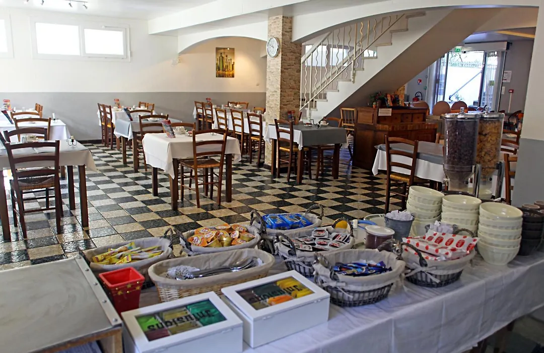 Le Petit Manoir Logis-1