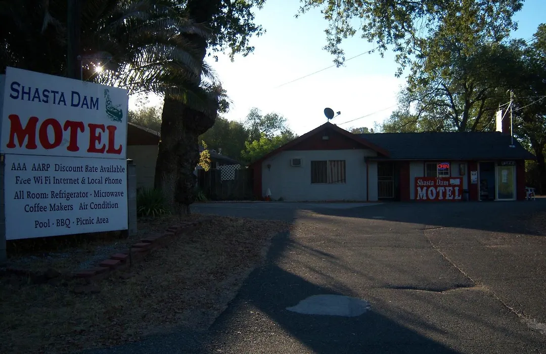 Shasta Dam Motel-1