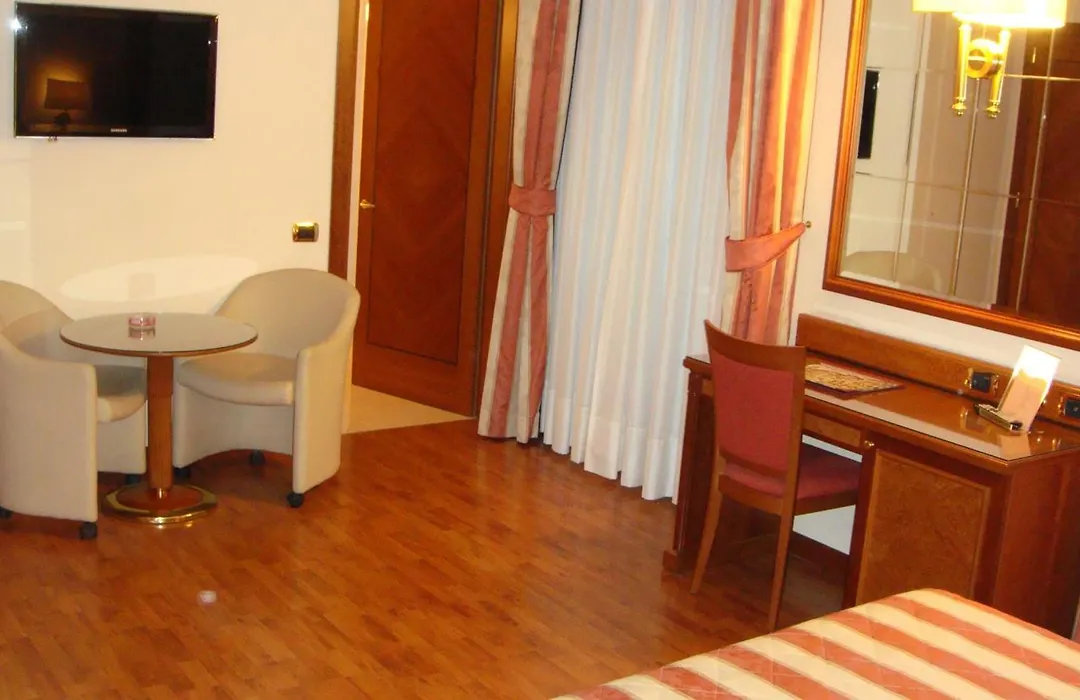 Albergo Corona-1