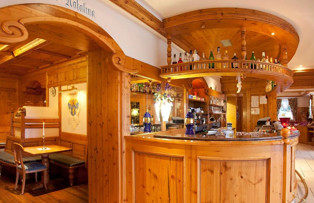 Hotel Jolanda-1