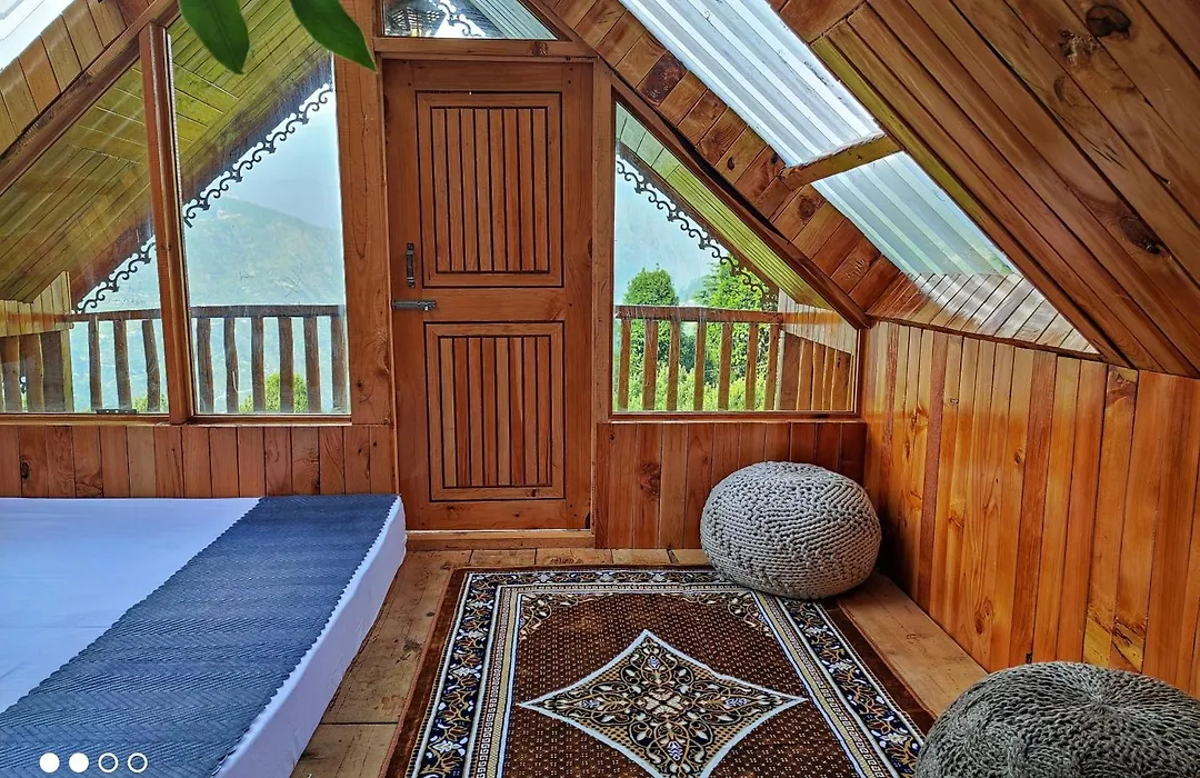 The Tree Top Treehouse Jibhi-1
