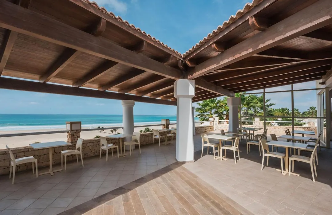 Voi Praia De Chaves Resort-1