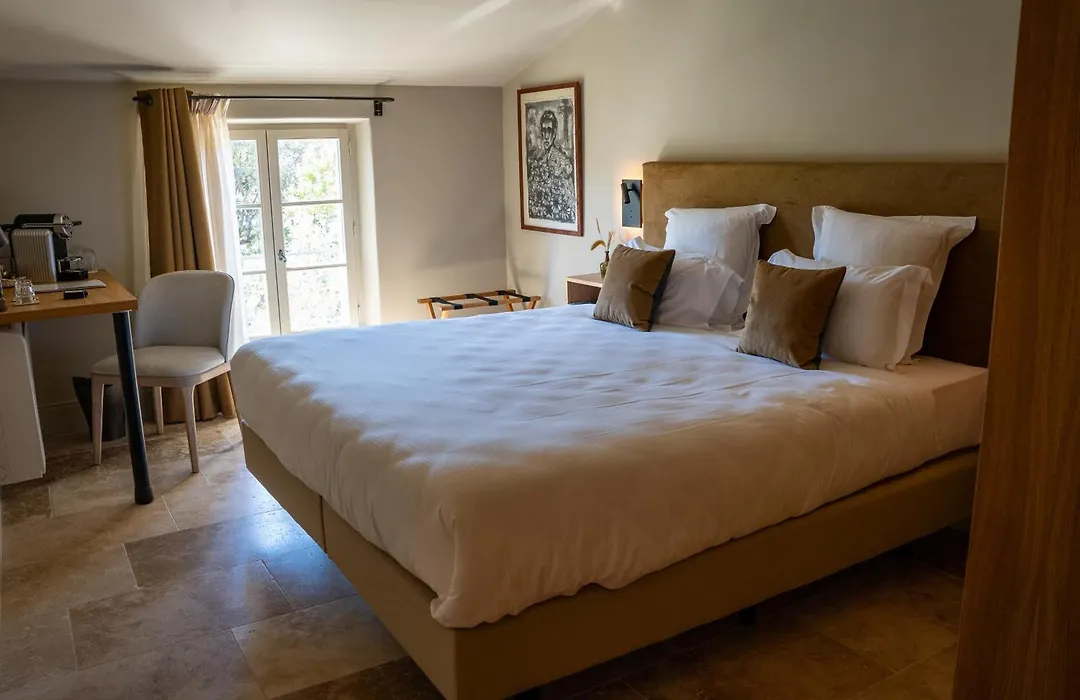 Hotel La Bastide D'Eygalieres-1