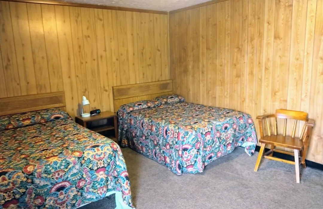 Davis Motel-1