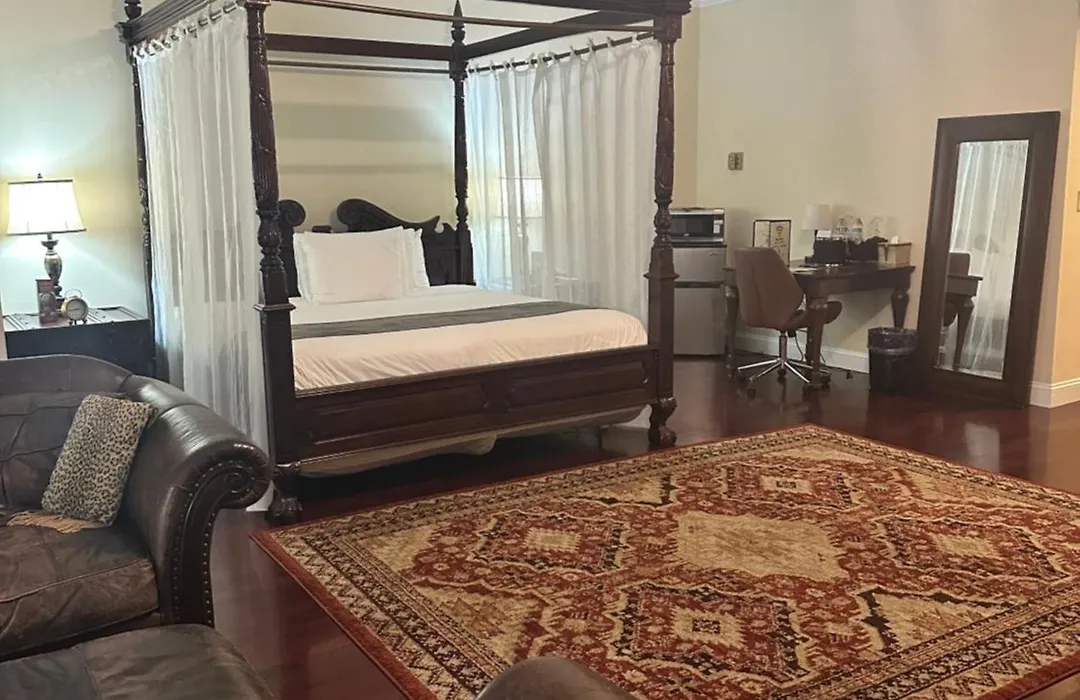 Colts Neck Inn Hotel-1