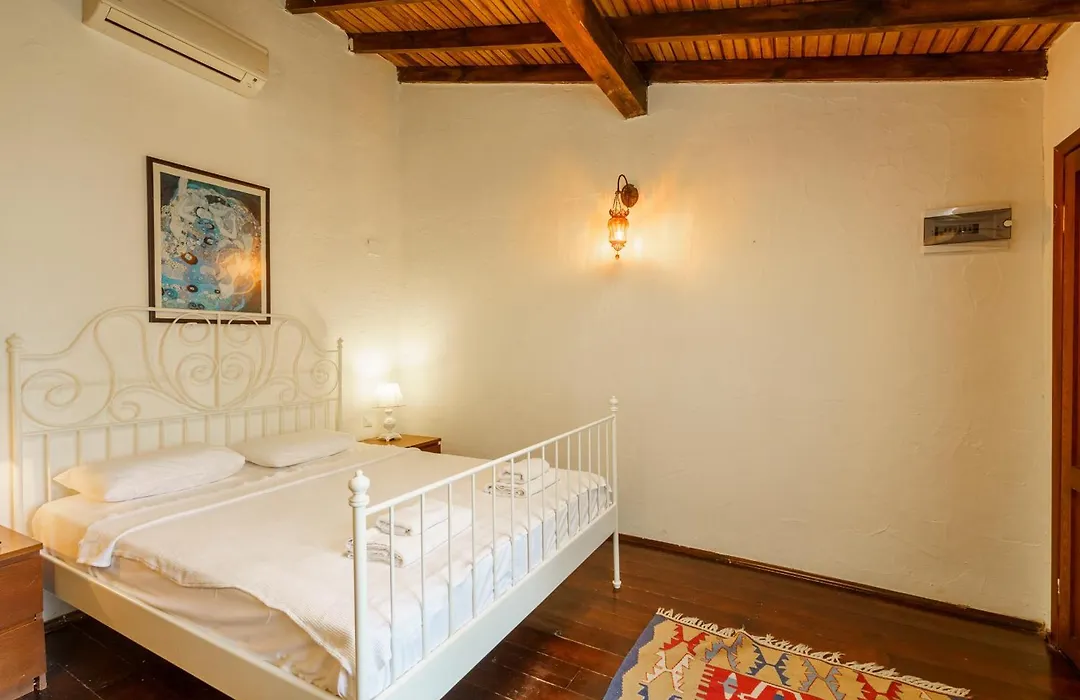 Ephesus Lodge-1