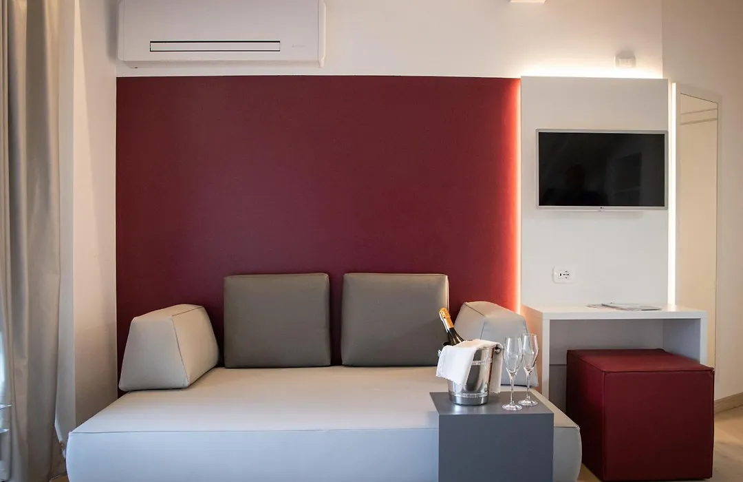 Hotel Continental - Tonelli Hotels-1