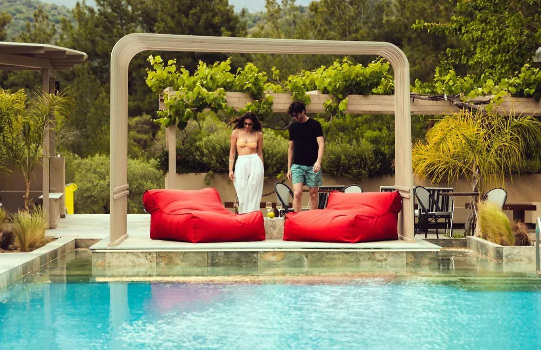 Zoe Hotel, Trypiti Beach Resort & Hive Water Park-1