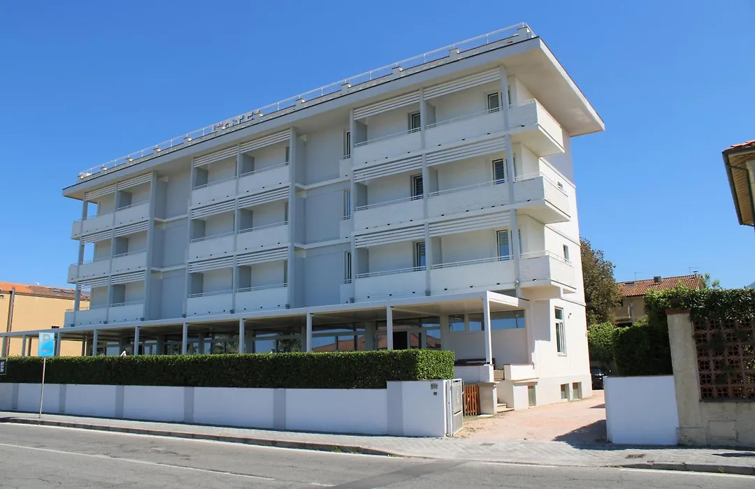 Hotel Esplanade-1