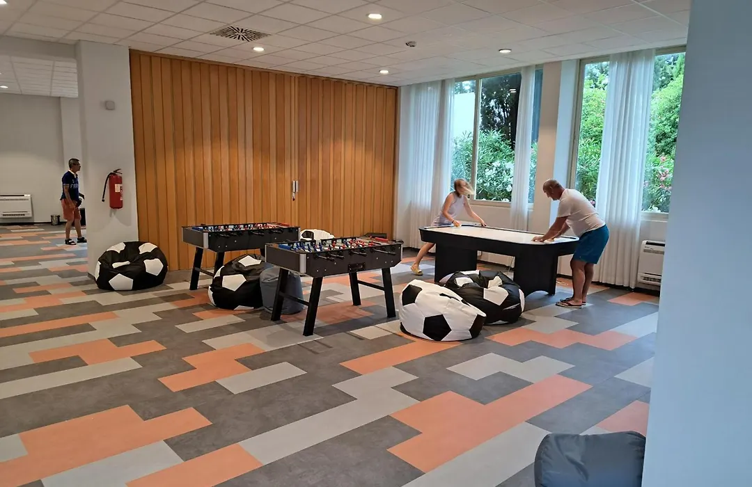 Remisens Hotel Albatros-1