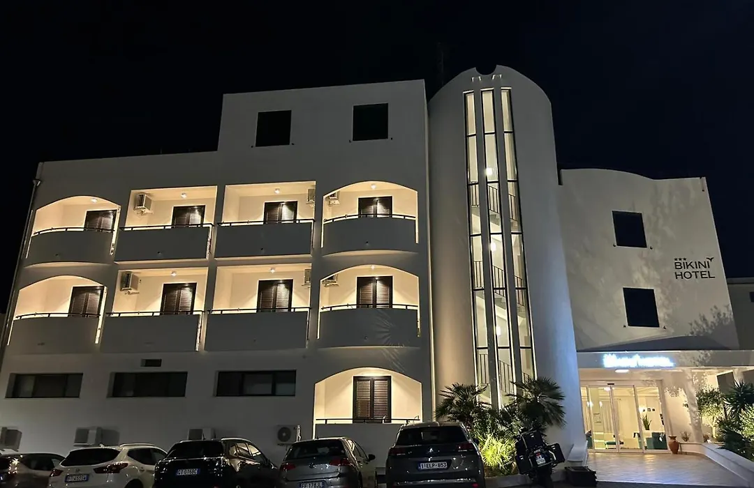 Bikini Hotel-1