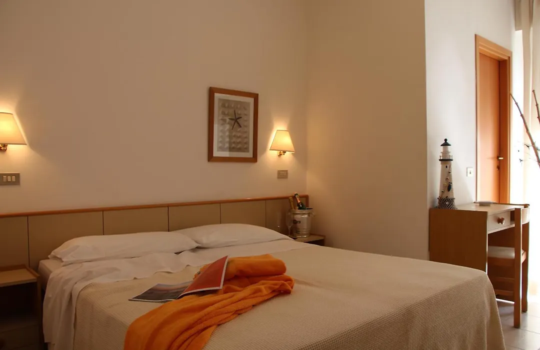 Hotel Antares-1