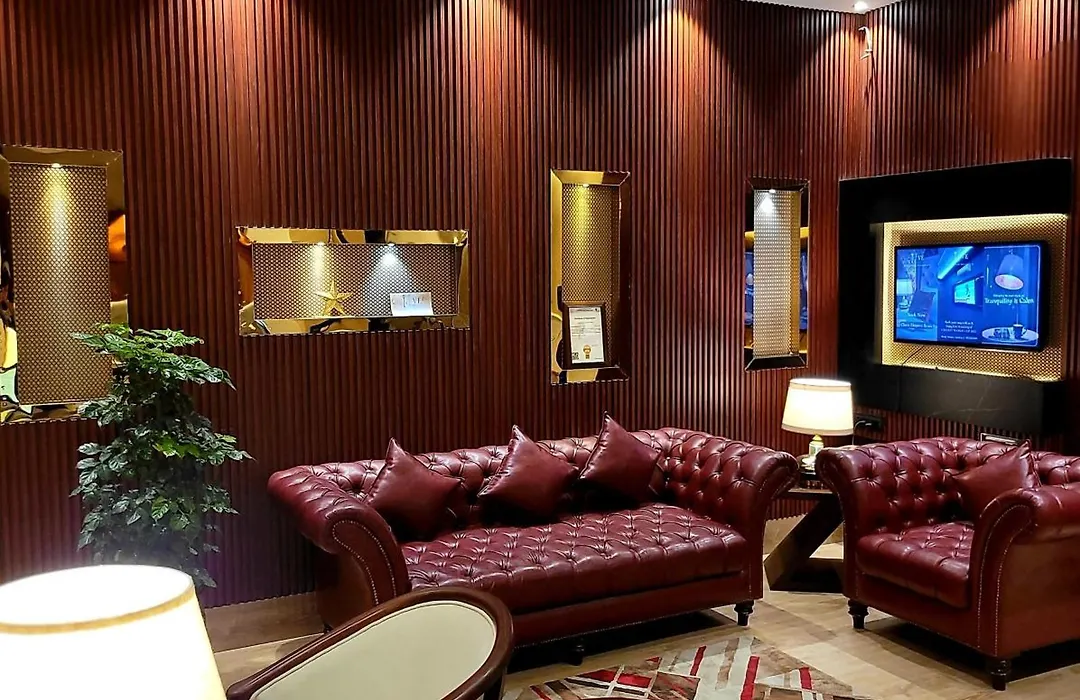 Victorian Elegance Luxury Stays-1