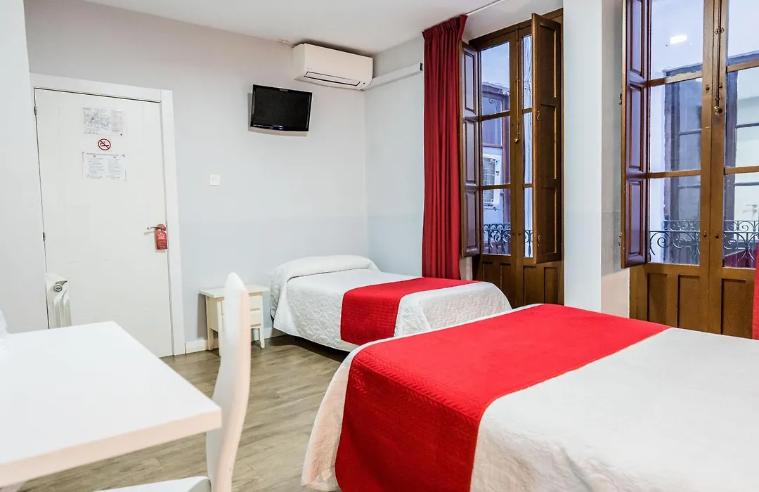 Hostal Sonia Granada-1