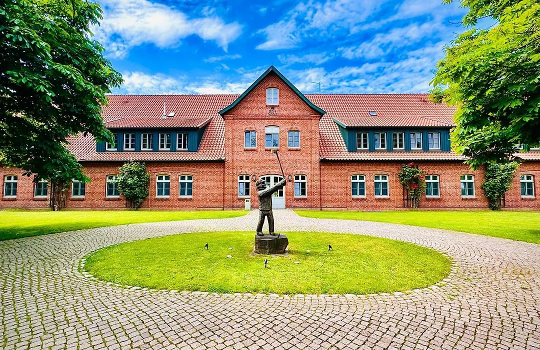Golfhotel Schloss Luedersburg Golf & Spa-1