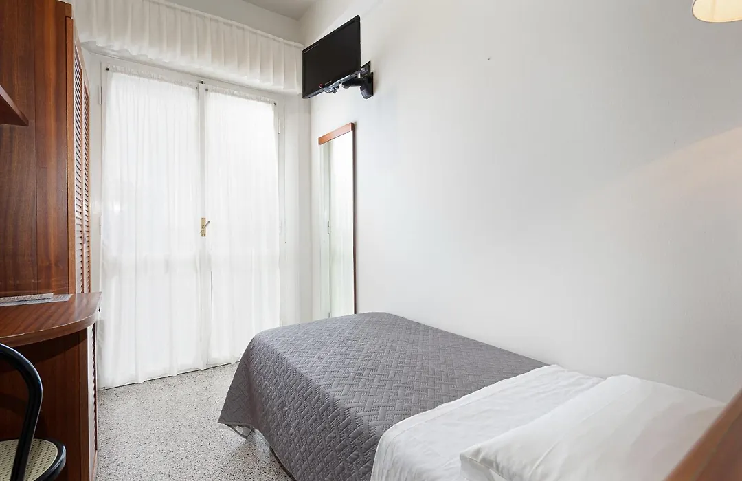 Hotel Avana Fronte Mare-1