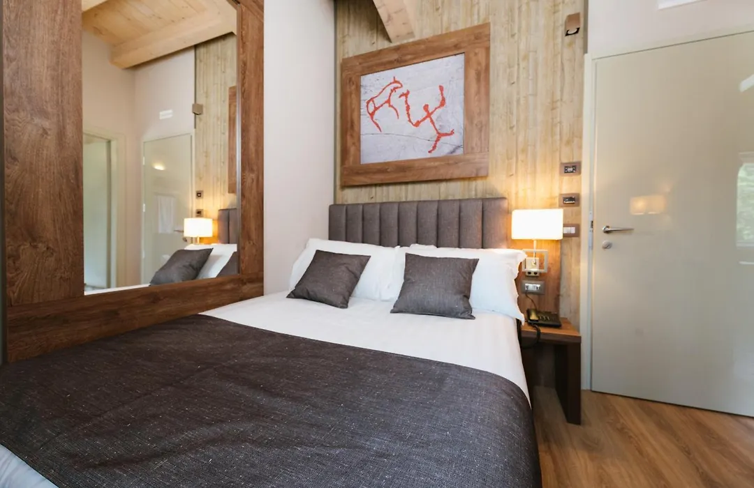 Lake Hotel La Pieve-1