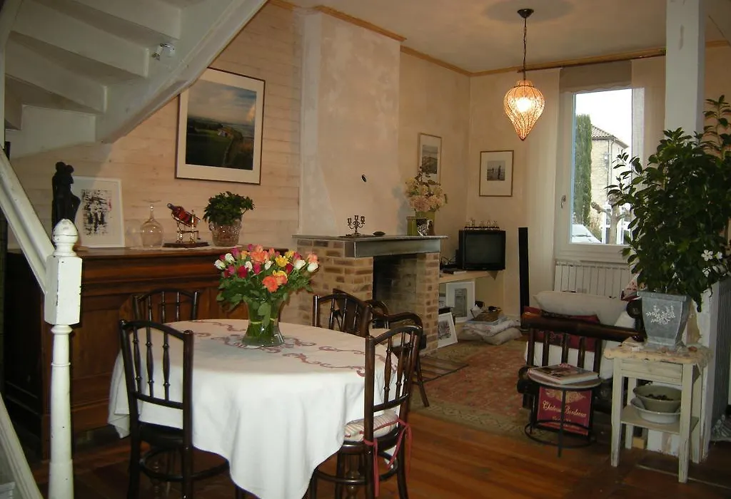 La Maison sur la Colline-1