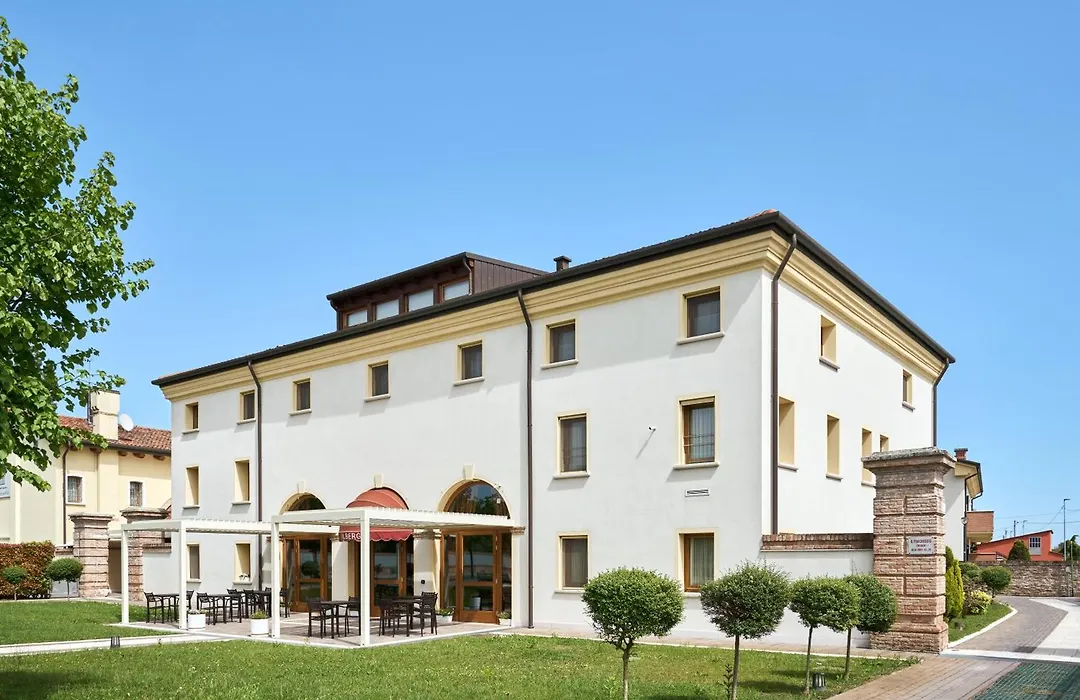 Albergo Antica Corte Marchesini-1