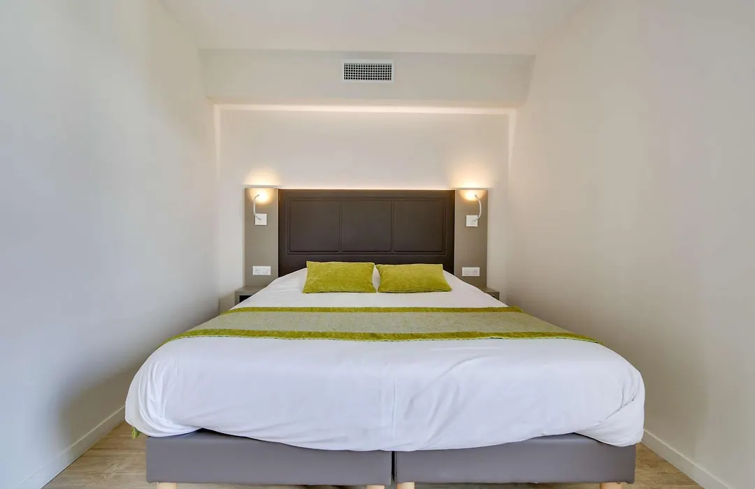 Brit Hotel Confort Saint-Dizier-1