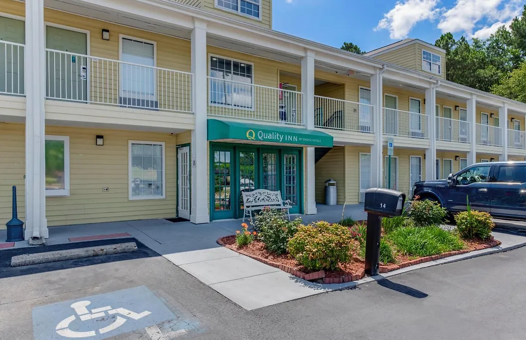 Quality Inn Laurinburg-1