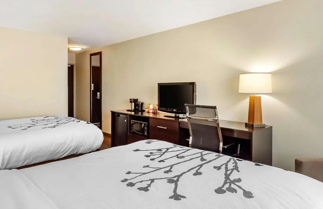 Sleep Inn & Suites Fargo Medical Center-1