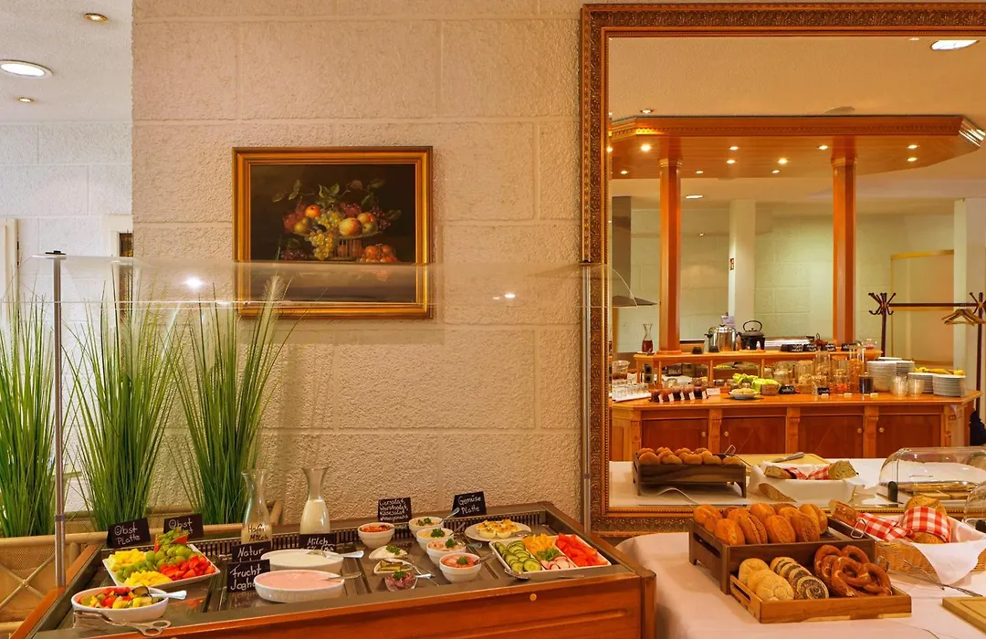 Axxon Hotel-1