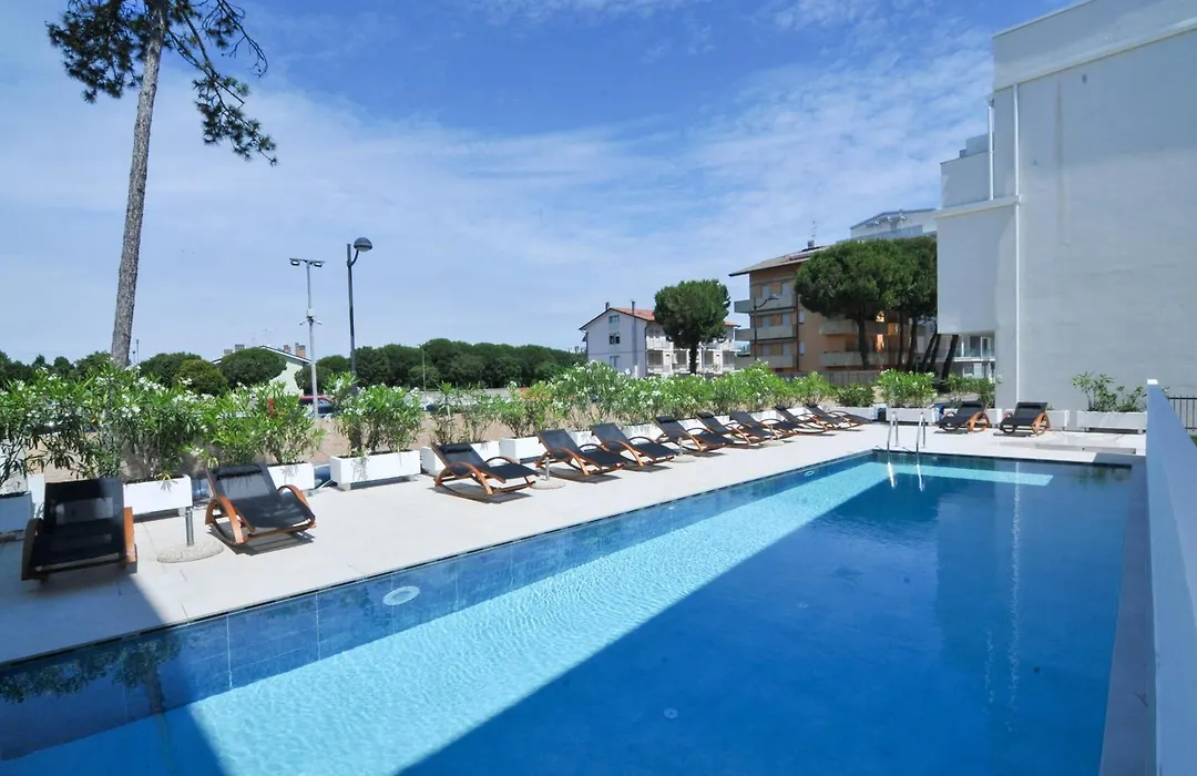 Marina Palace Hotel 4 Stelle S-1
