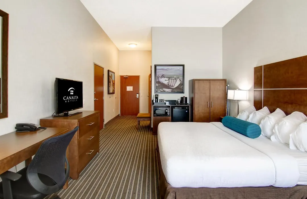 Canalta Hotel Martensville-1