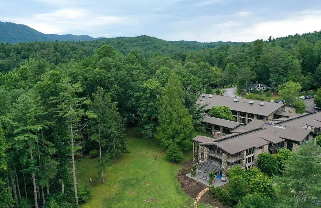 Kanuga Inn & Lodging-1