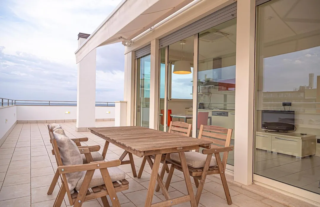 Hotel Avana Fronte Mare-1